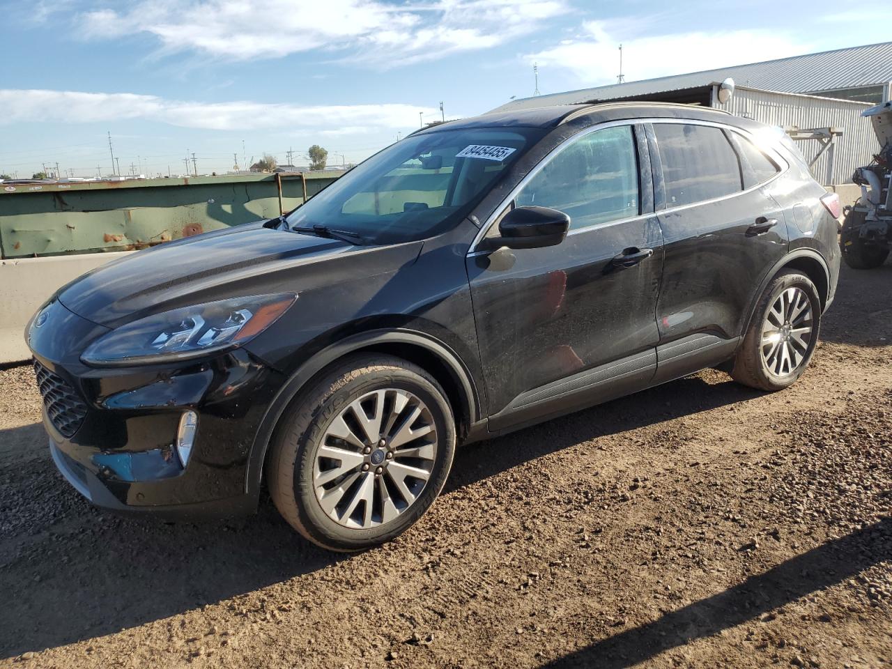 FORD ESCAPE TITANIUM