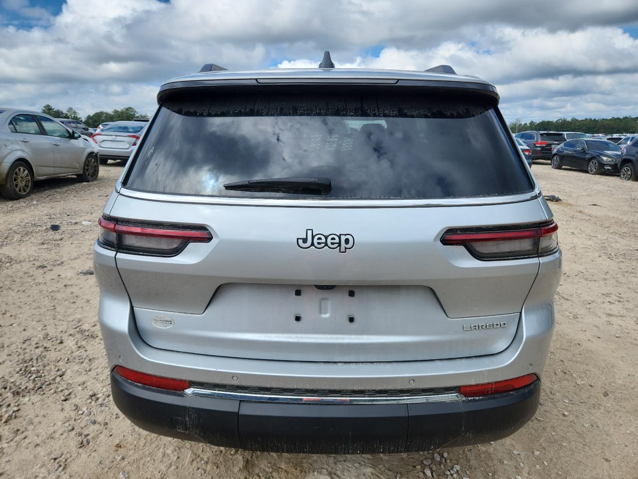 JEEP GRAND CHEROKEE L LAREDO