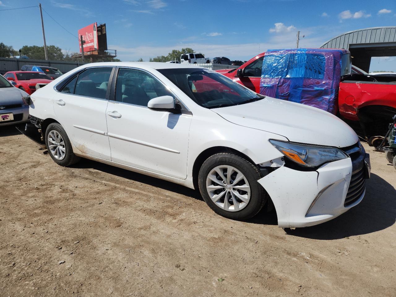 TOYOTA CAMRY LE