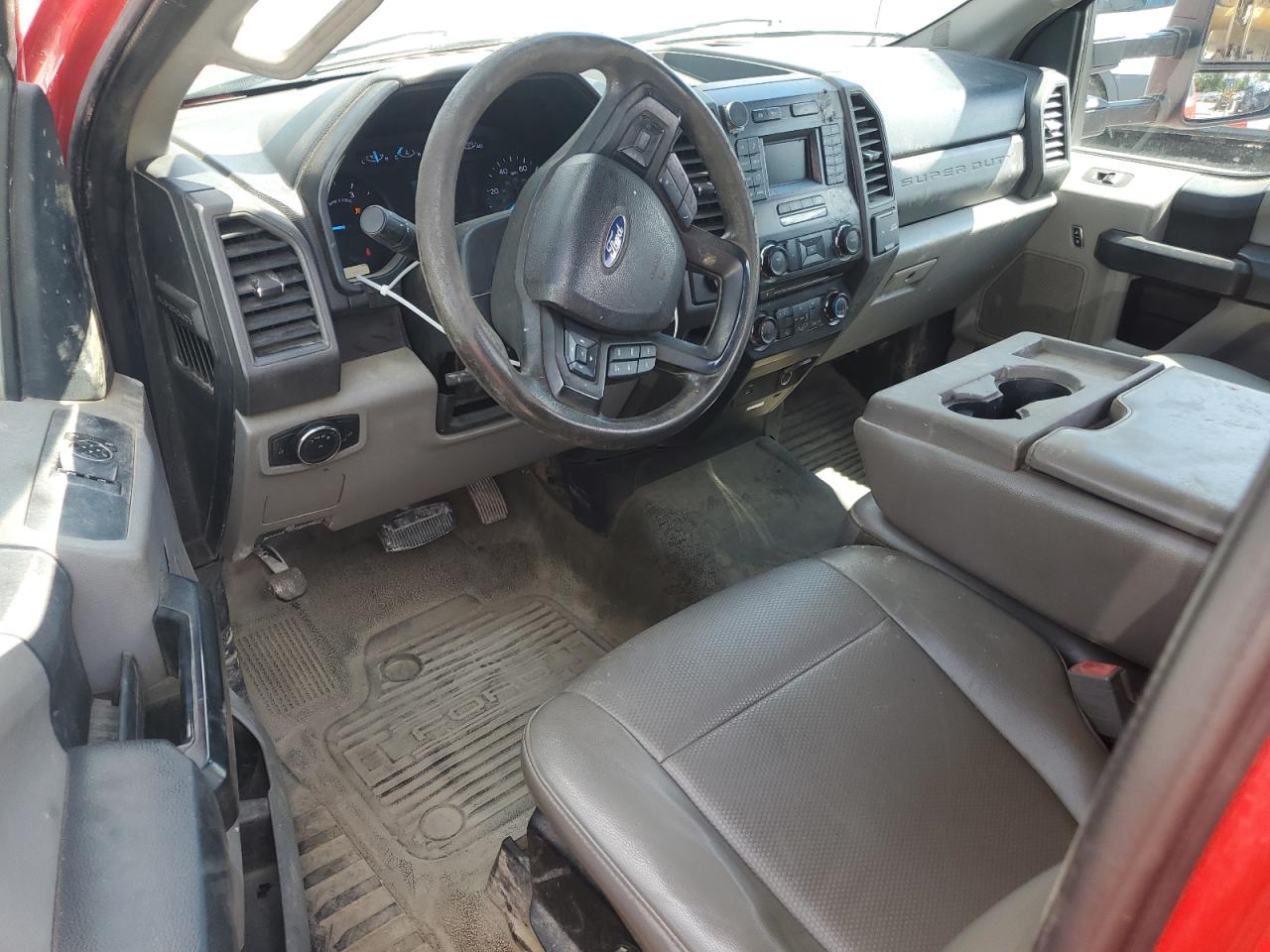 FORD F-550 SUPER DUTY