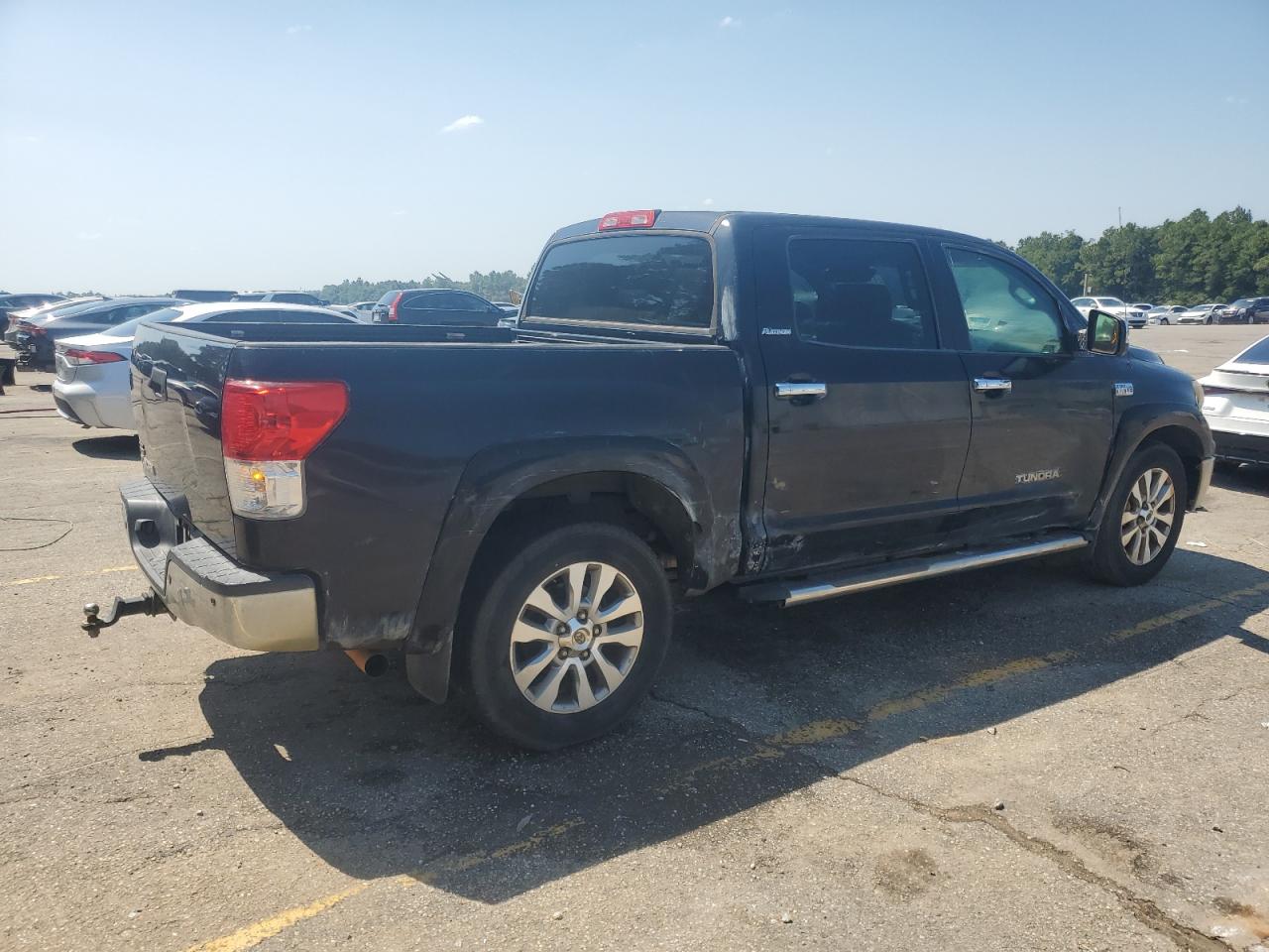 TOYOTA TUNDRA CREWMAX LIMITED