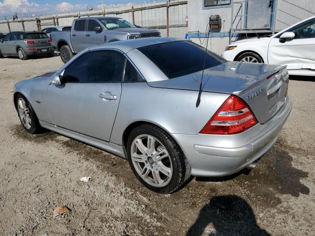 MERCEDES-BENZ SLK 230 KO 2004 silver  gas WDBKK49F24F305678 photo #3
