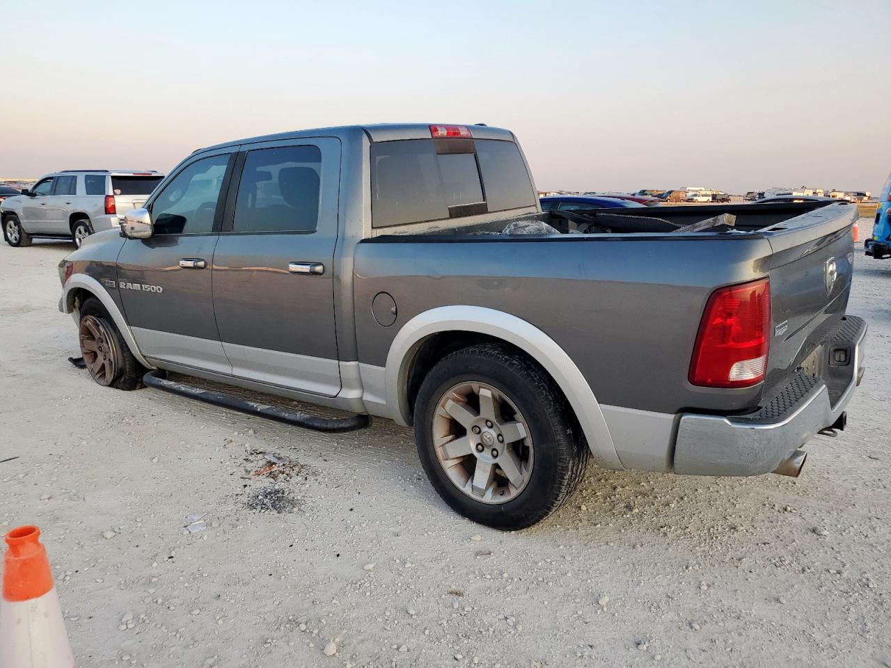 DODGE RAM 1500 LARAMIE