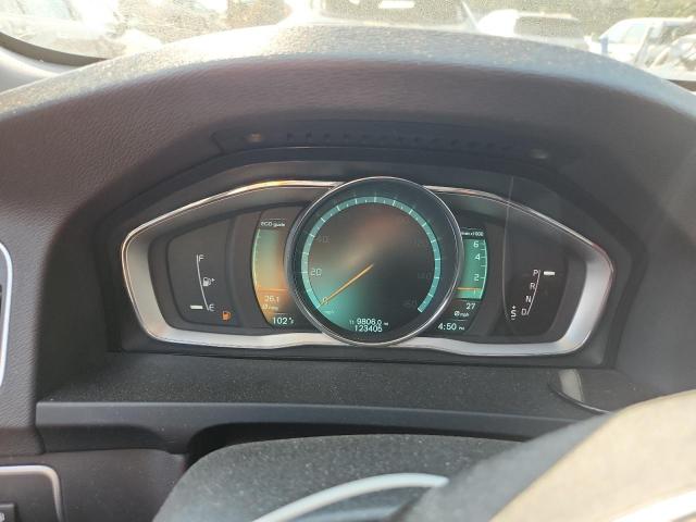 2015 VOLVO V60 PREMIE YV140MEB3F1190604