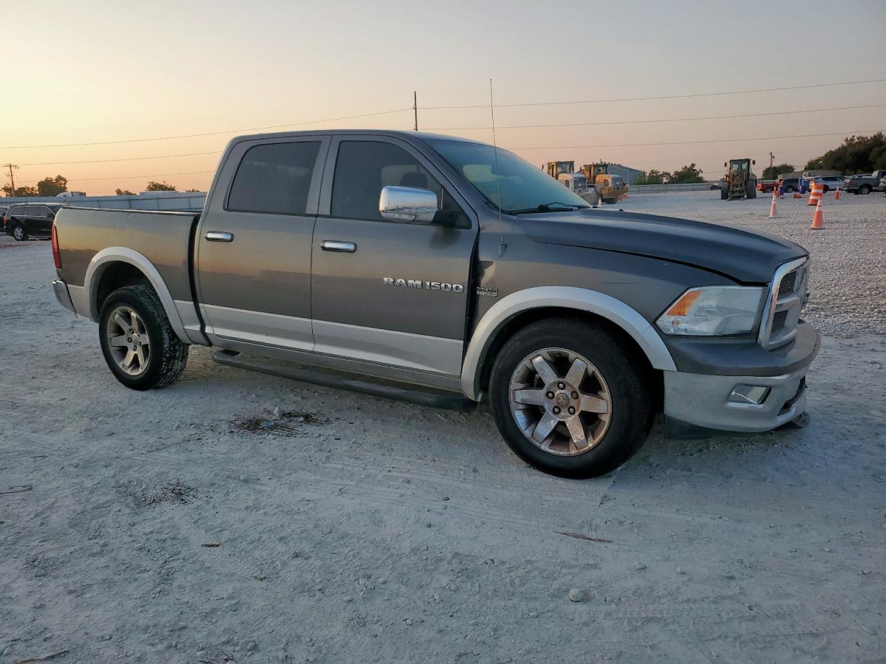 DODGE RAM 1500 LARAMIE