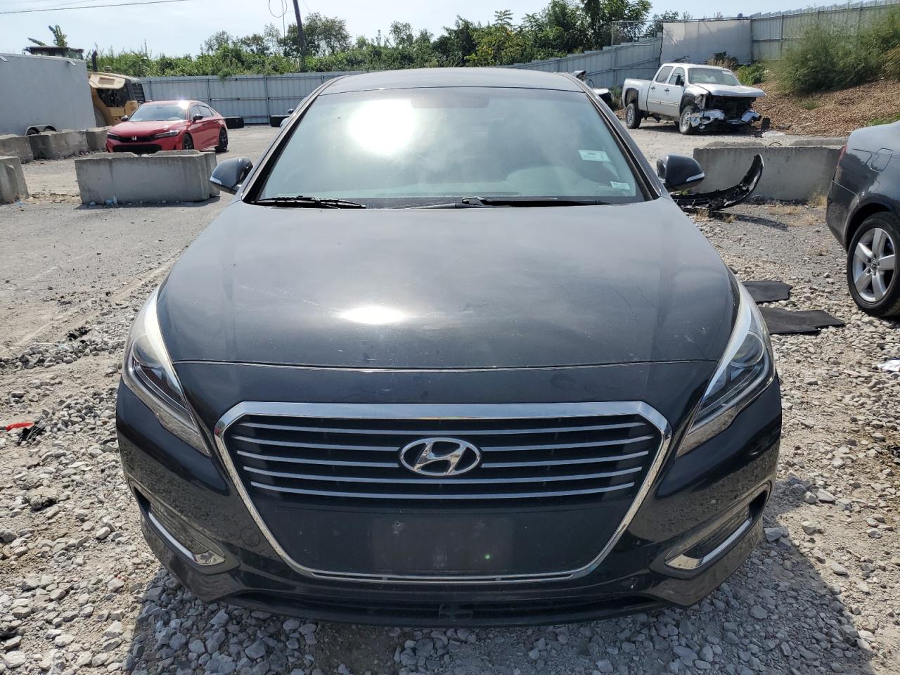 HYUNDAI SONATA PLUG-IN HYBRID