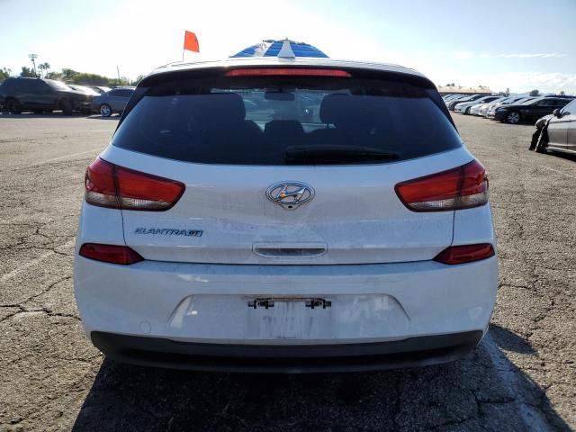 2018 HYUNDAI ELANTRA GT KMHH35LE5JU040157