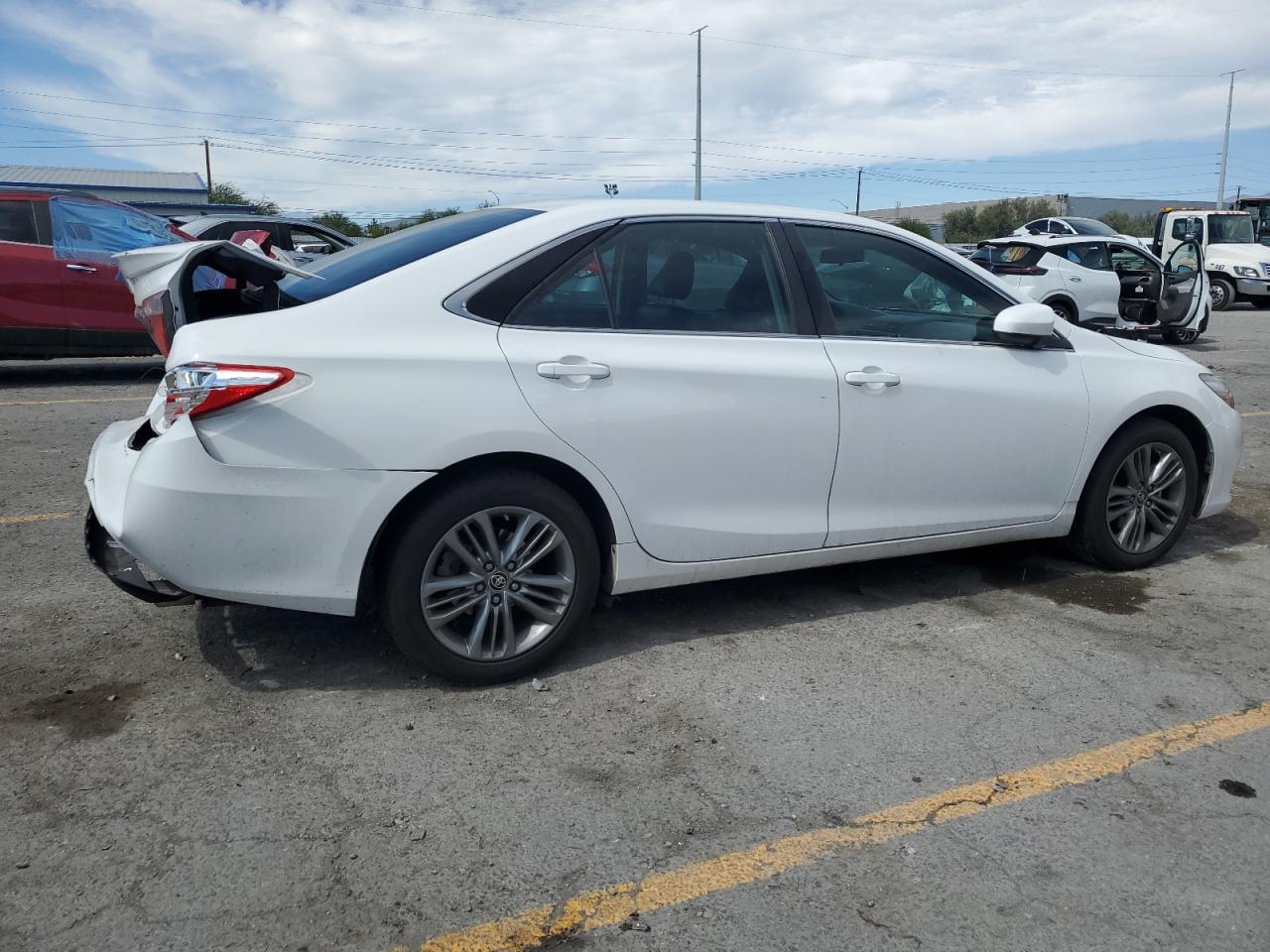 TOYOTA CAMRY LE