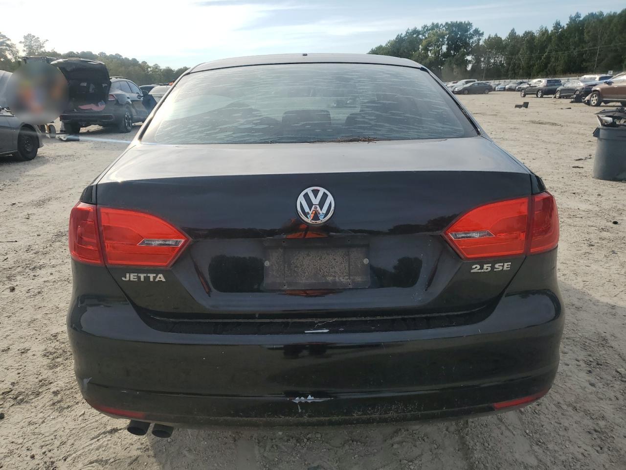 VOLKSWAGEN JETTA SE