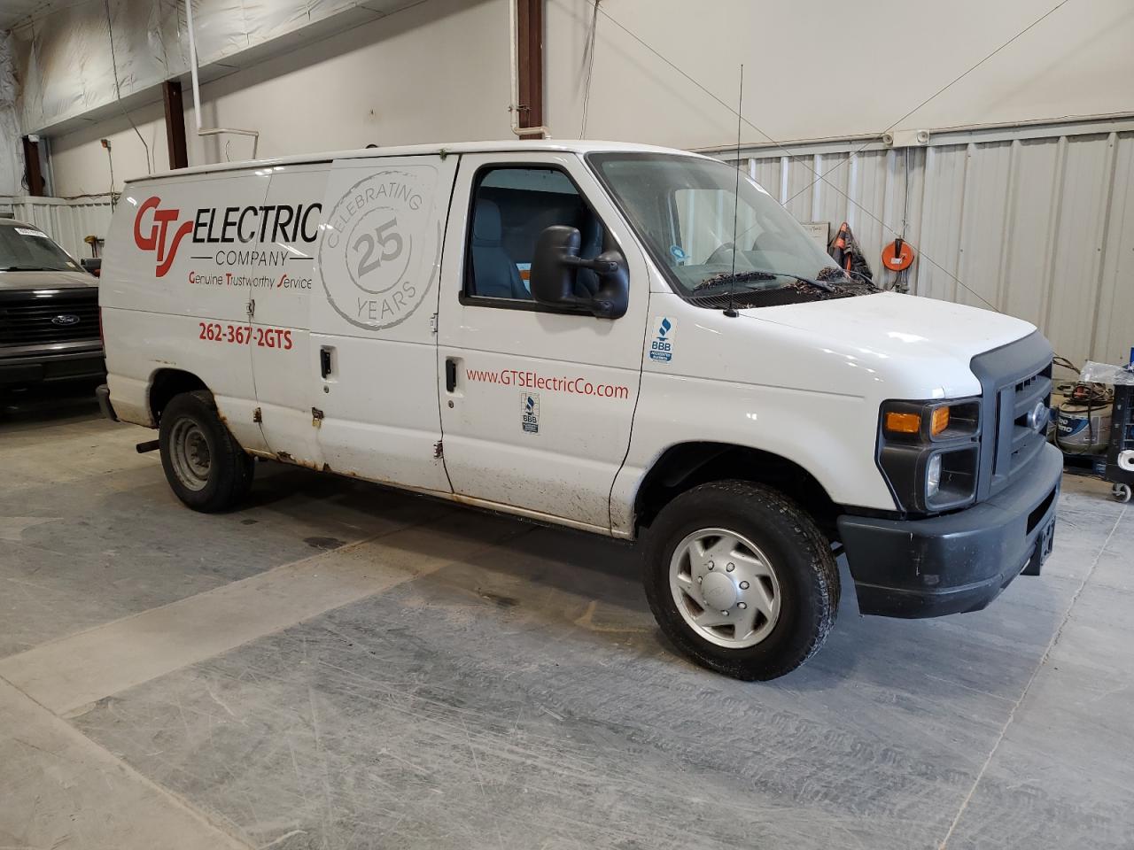 FORD ECONOLINE E150 VAN