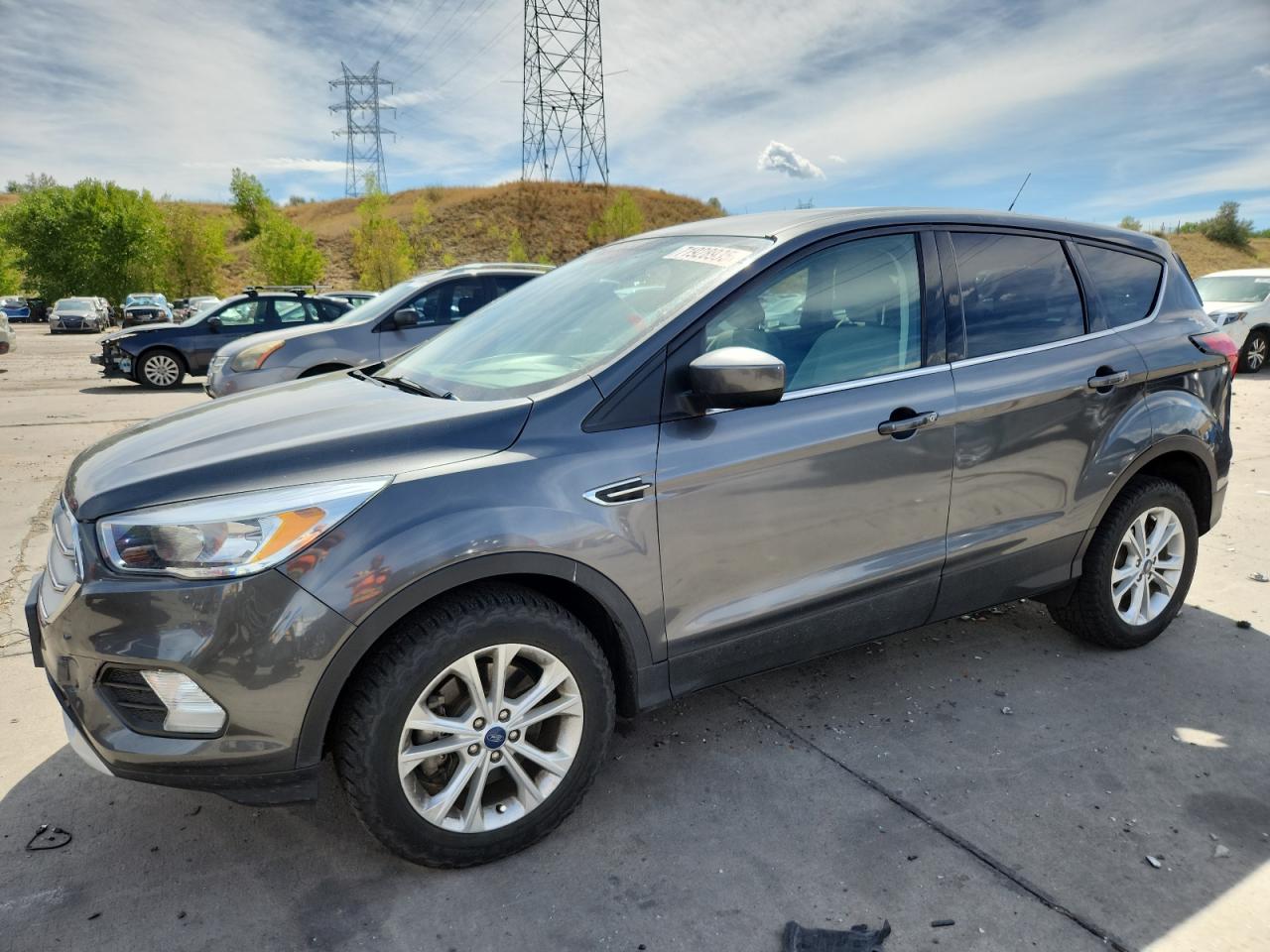 FORD ESCAPE SE