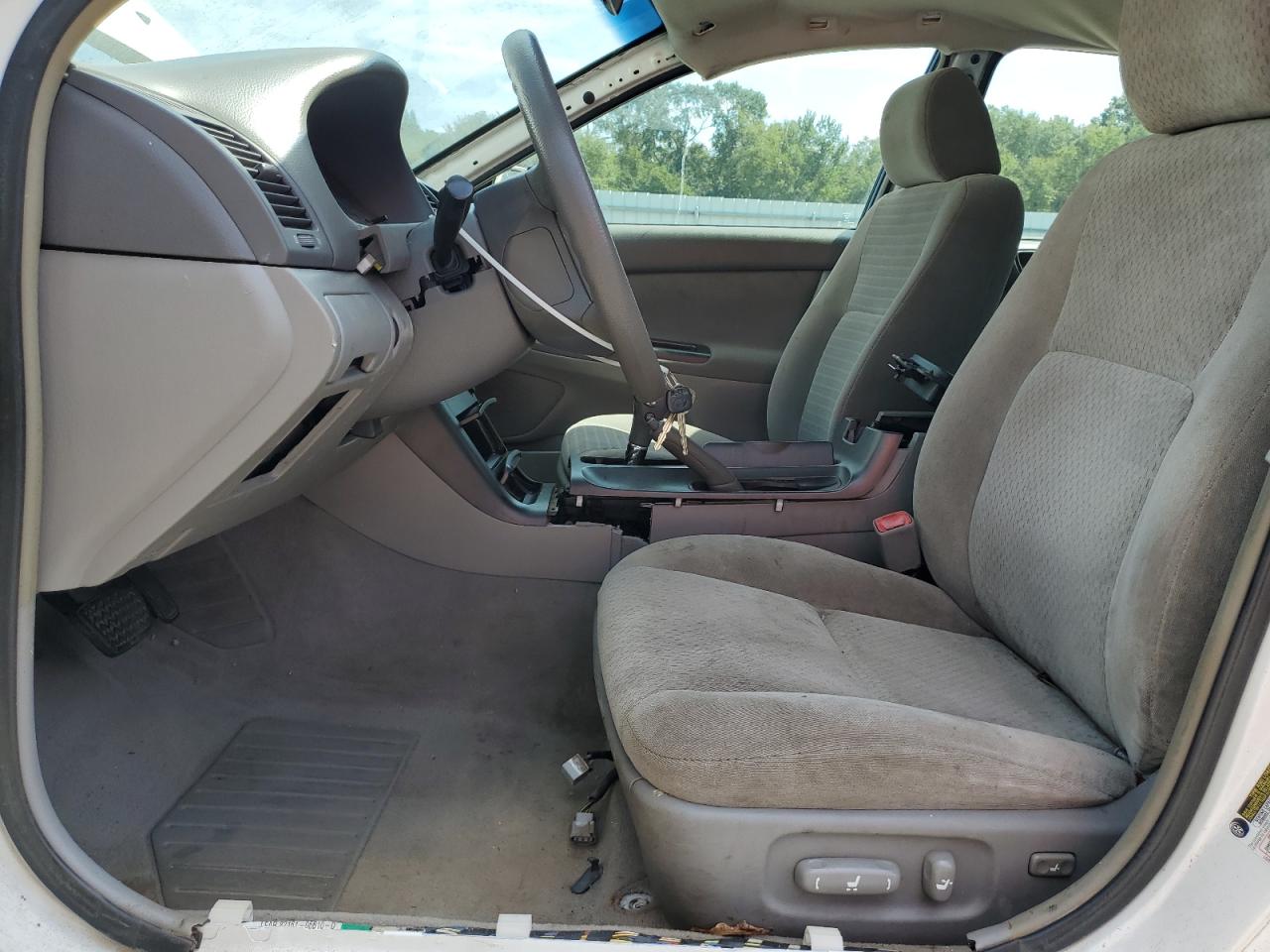 Lot #3245339877 2005 TOYOTA CAMRY LE