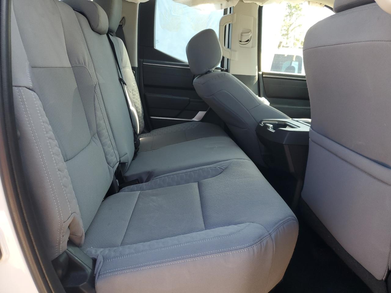 TOYOTA TUNDRA DOUBLE CAB SR