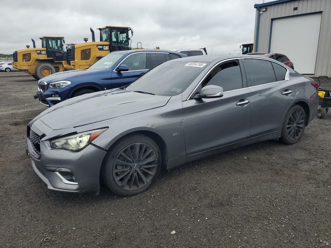 INFINITI Q50 LUXE