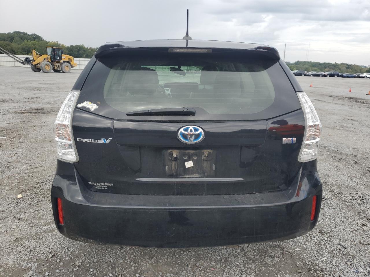 TOYOTA PRIUS V
