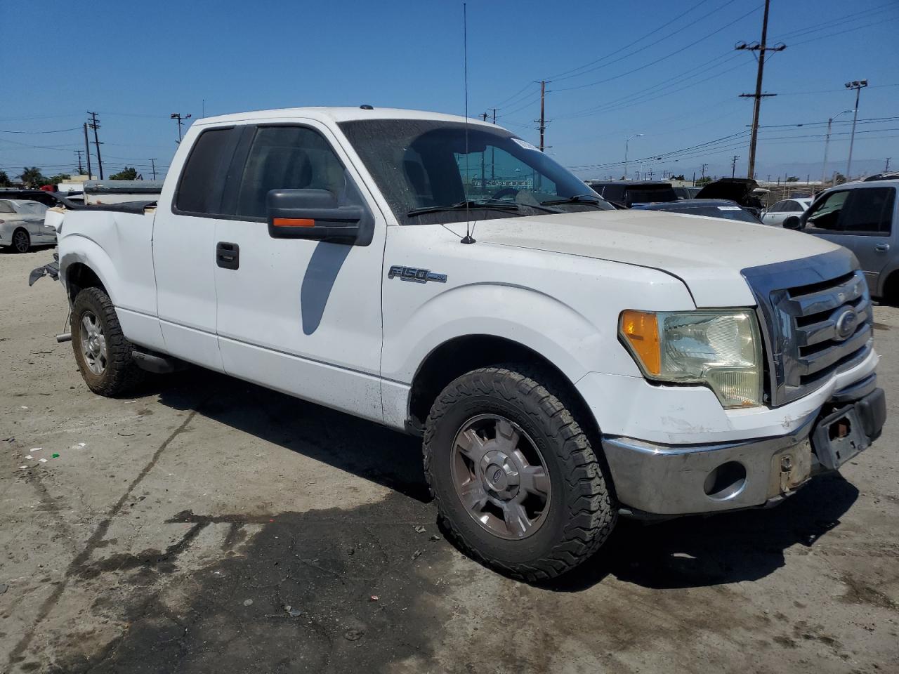 FORD F-150 SUPER CAB