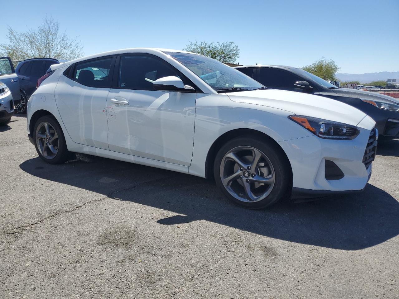 HYUNDAI VELOSTER BASE