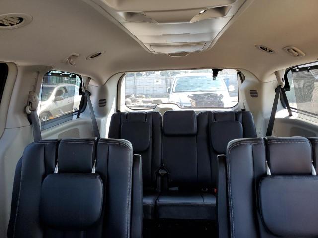 2016 CHRYSLER TOWN & COU 2C4RC1BG3GR120664