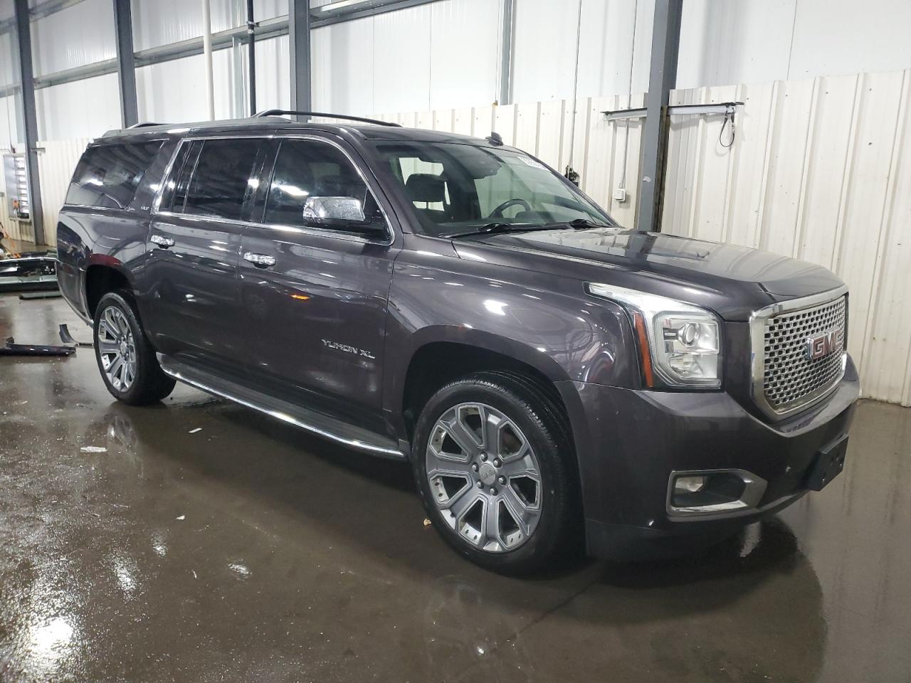 GMC YUKON K1500 SLT