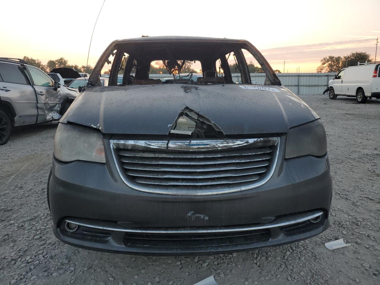 CHRYSLER TOWN & COUNTRY TOURING