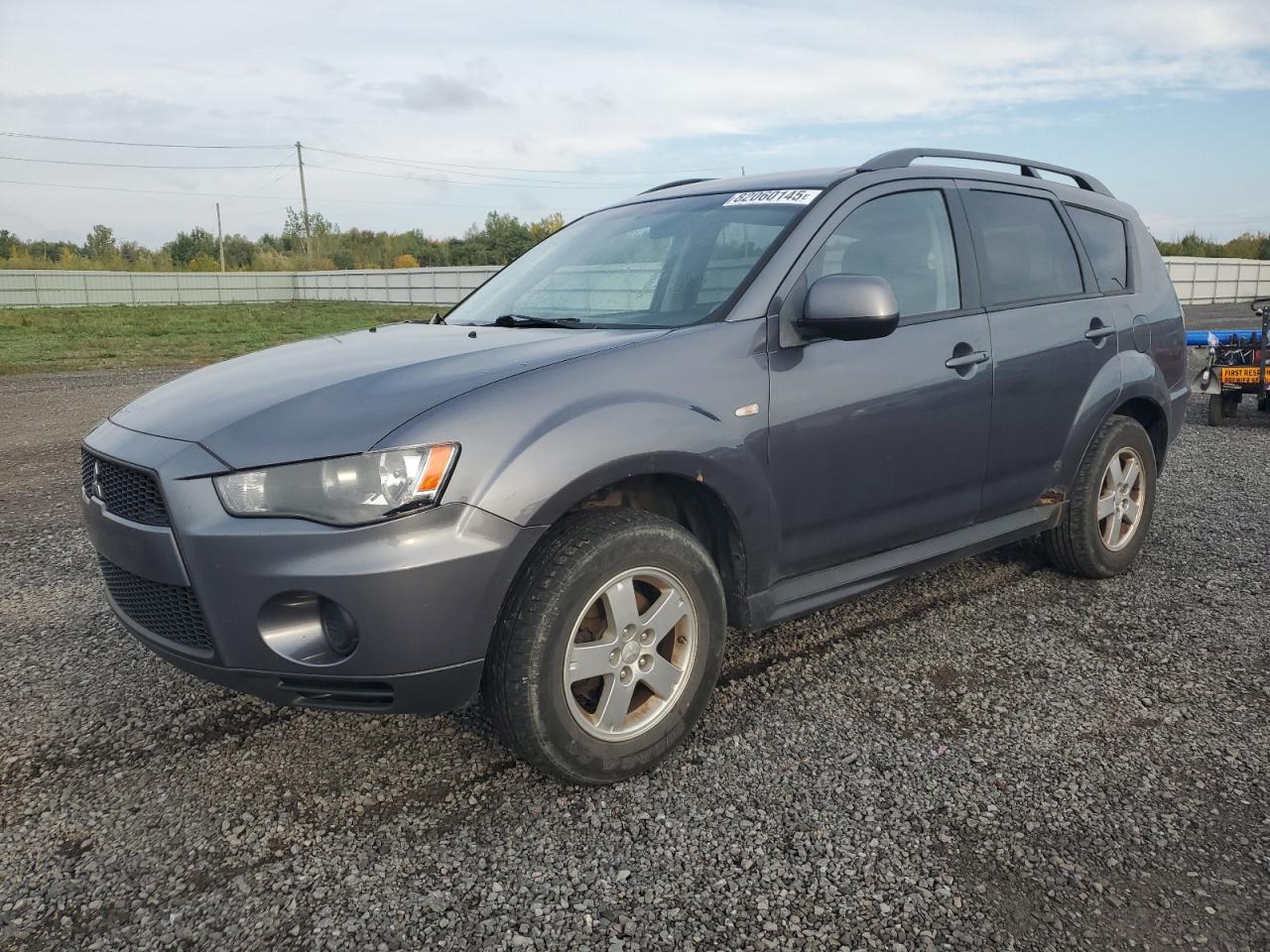 MITSUBISHI OUTLANDER ES