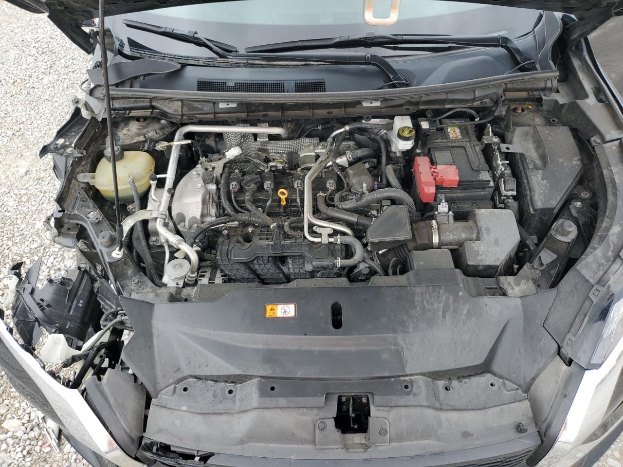 MITSUBISHI OUTLANDER SE