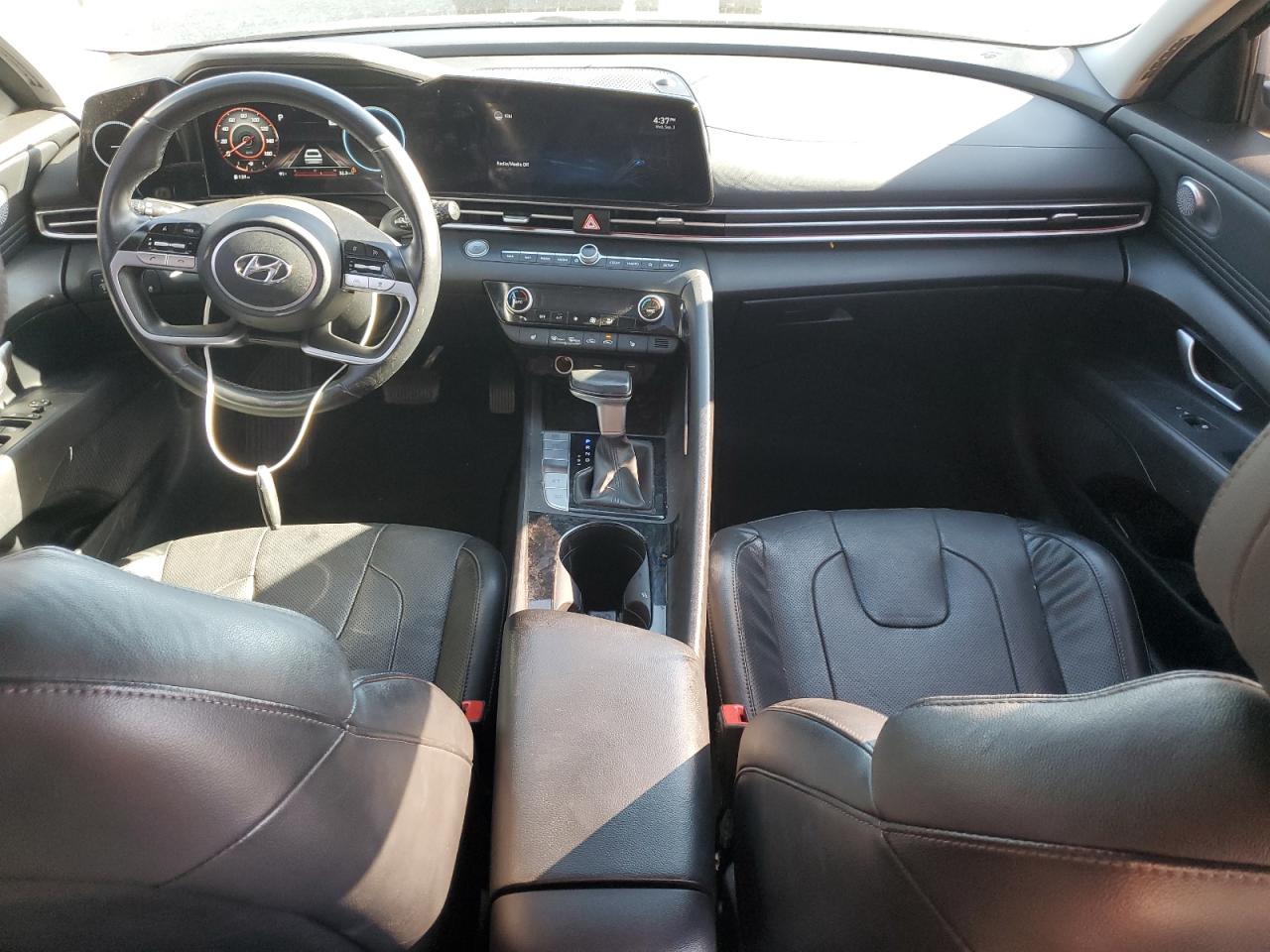 HYUNDAI ELANTRA LIMITED