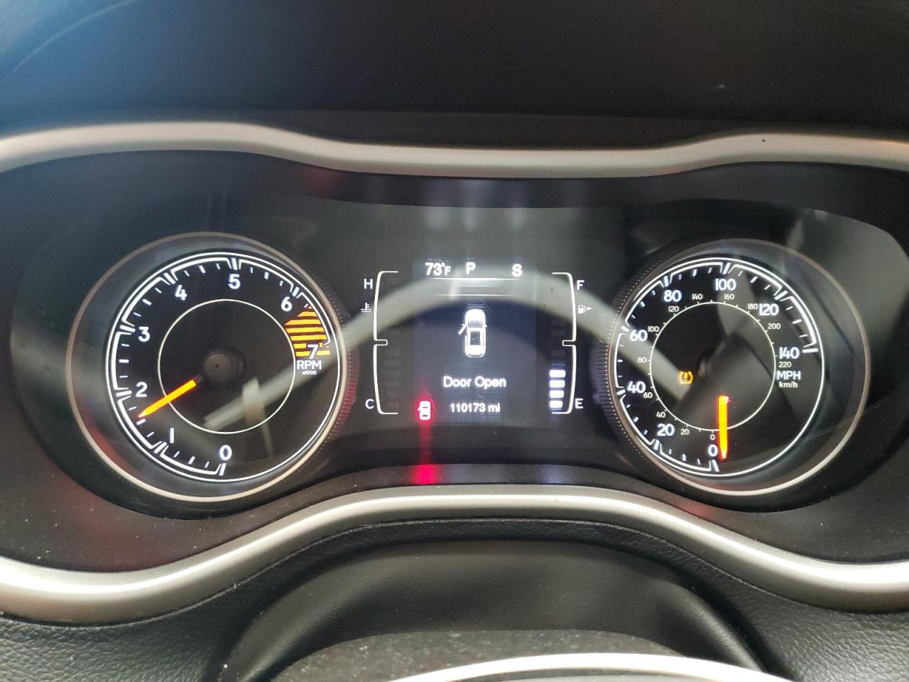 JEEP GRAND CHEROKEE LATITUDE PLUS