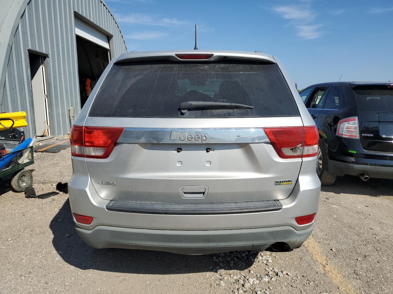 JEEP GRAND CHEROKEE LAREDO