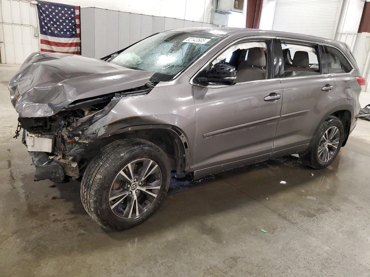 TOYOTA HIGHLANDER LE