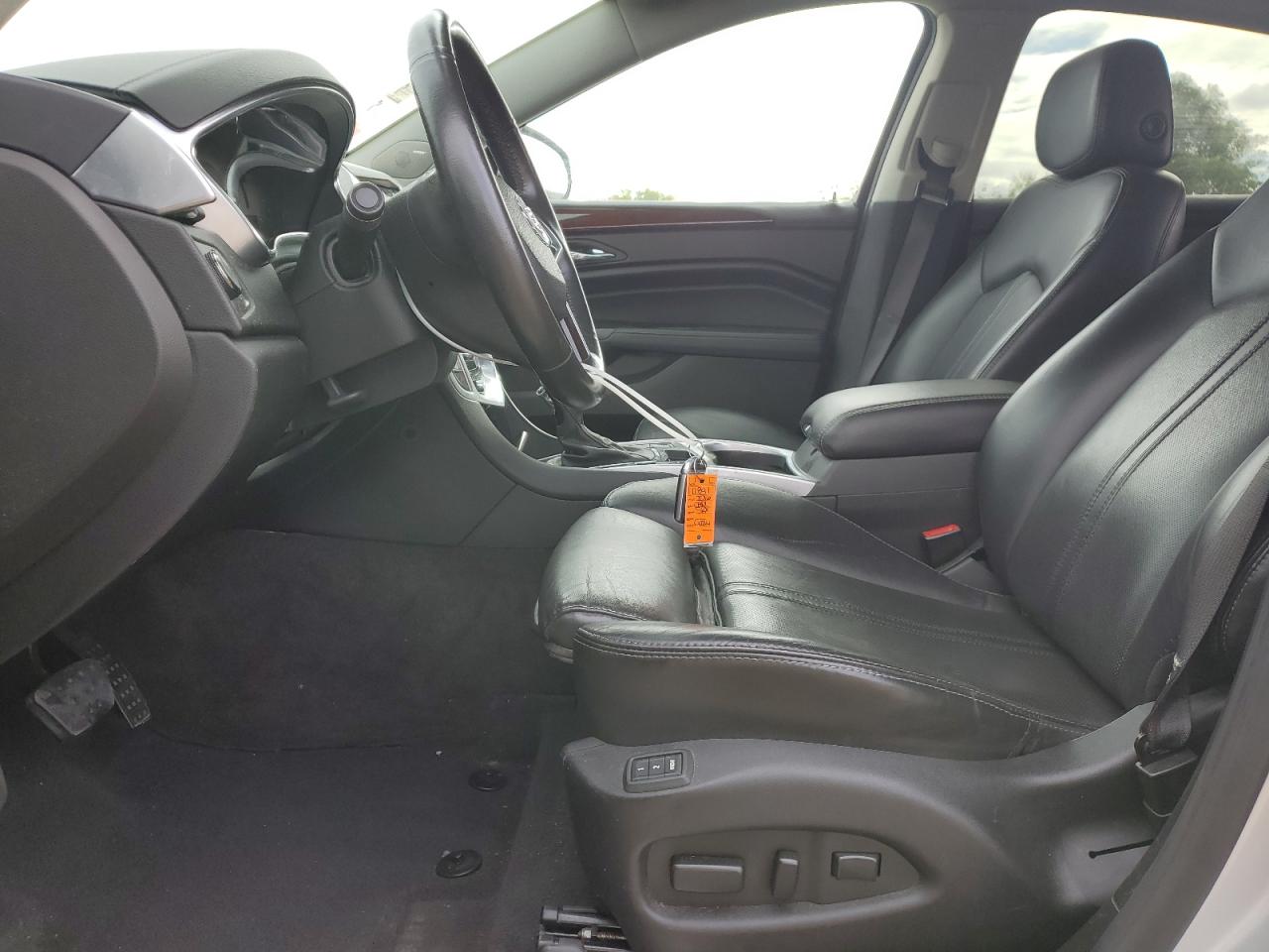 CADILLAC SRX LUXURY COLLECTION