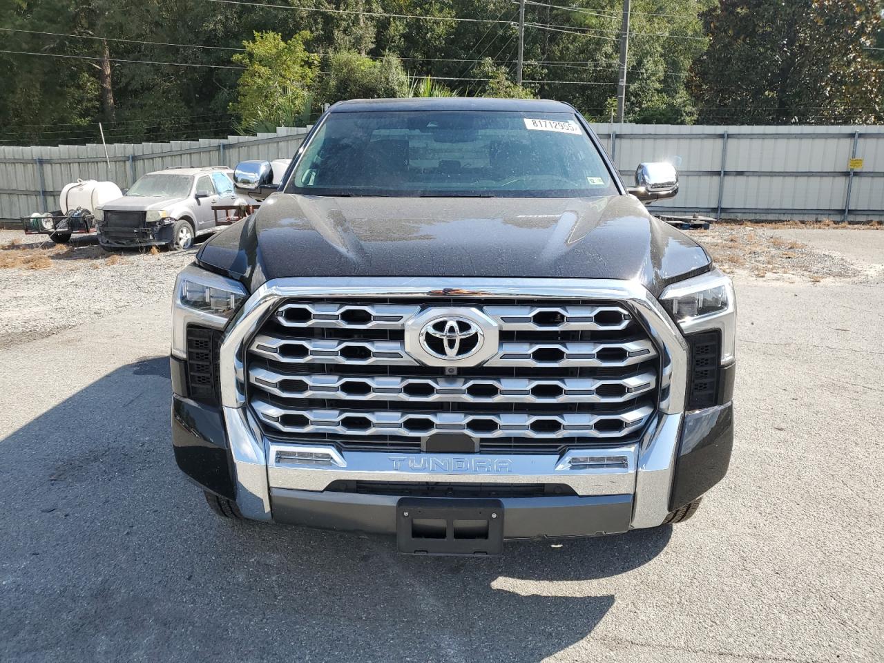 TOYOTA TUNDRA CREWMAX PLATINUM