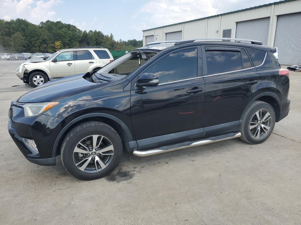 TOYOTA RAV4 XLE