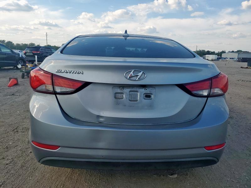 2015 HYUNDAI ELANTRA SE 5NPDH4AE1FH569852