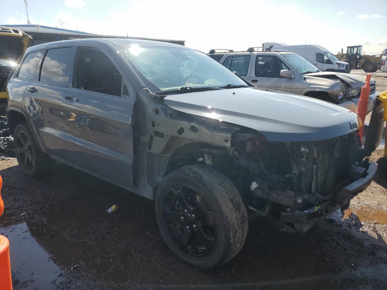 JEEP GRAND CHEROKEE LAREDO