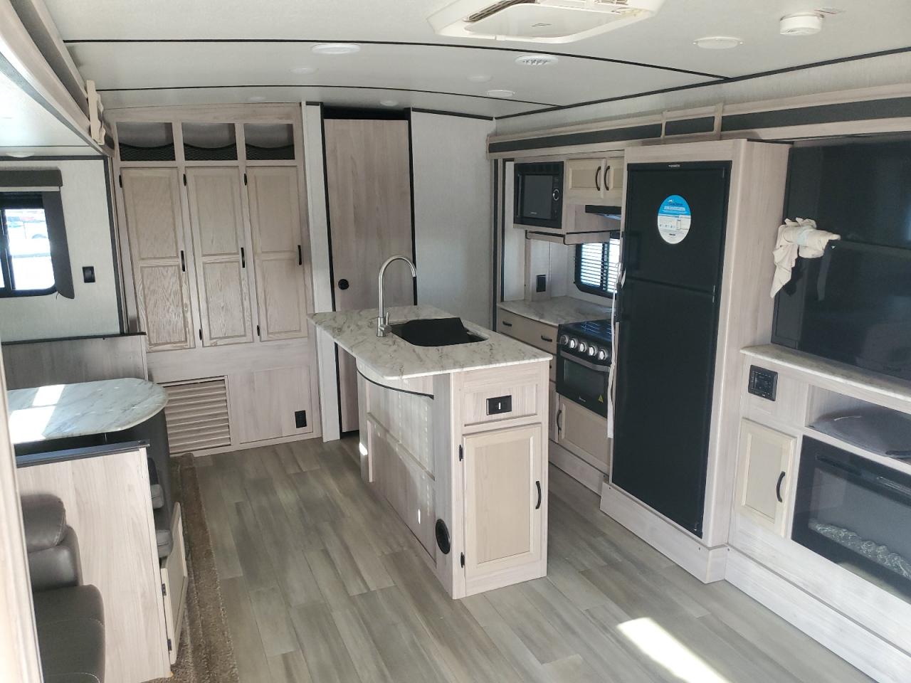 Lot #3291691255 2021 FRRV TRVLTRLR