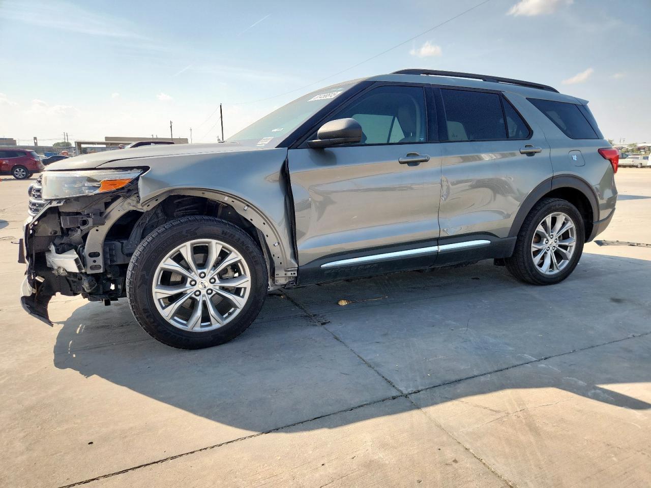 FORD EXPLORER XLT