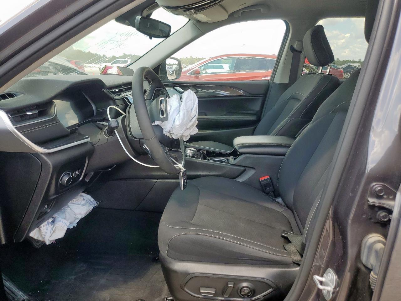 JEEP GRAND CHEROKEE L LAREDO