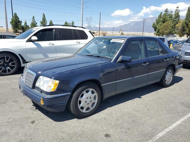 MERCEDES-BENZ E 320