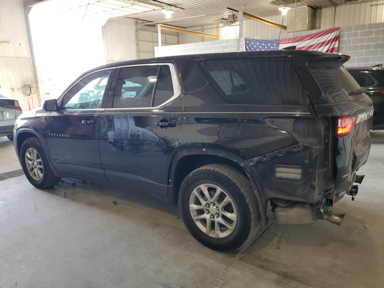 CHEVROLET TRAVERSE LS