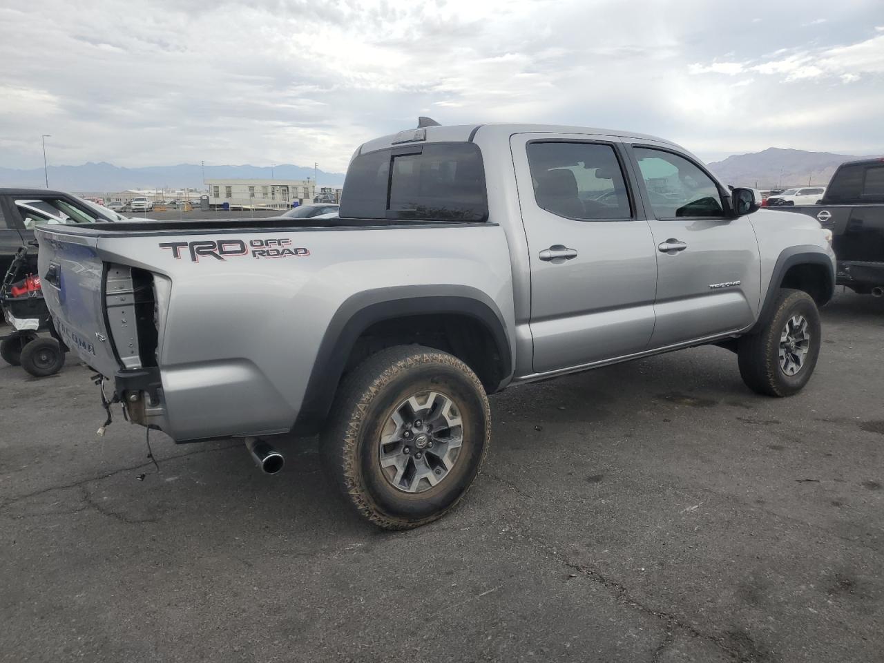 TOYOTA TACOMA DOUBLE CAB