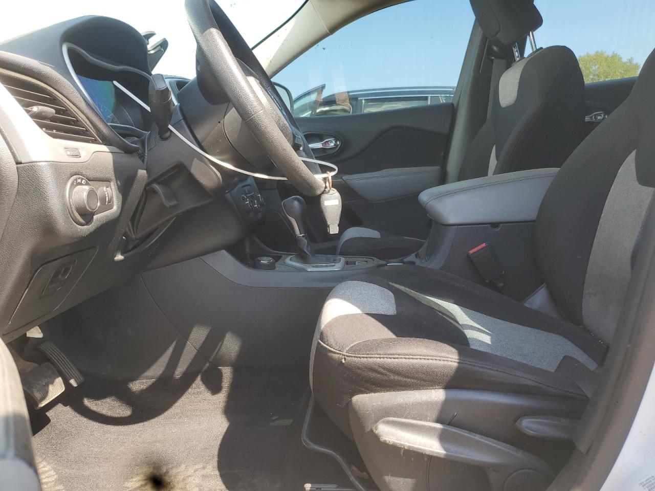 JEEP GRAND CHEROKEE SPORT