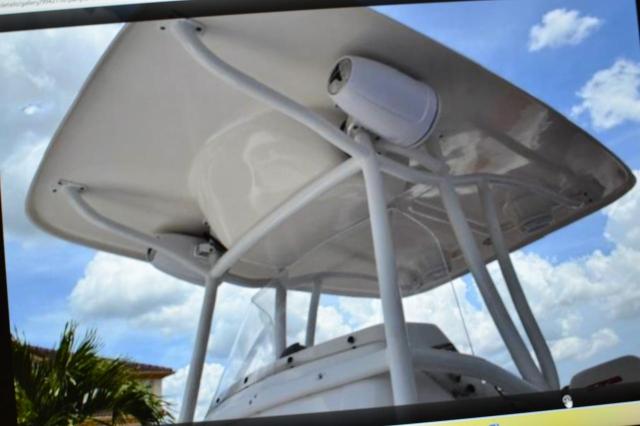 SCARAB 30 2001 white   WELFNA25H001 photo #1