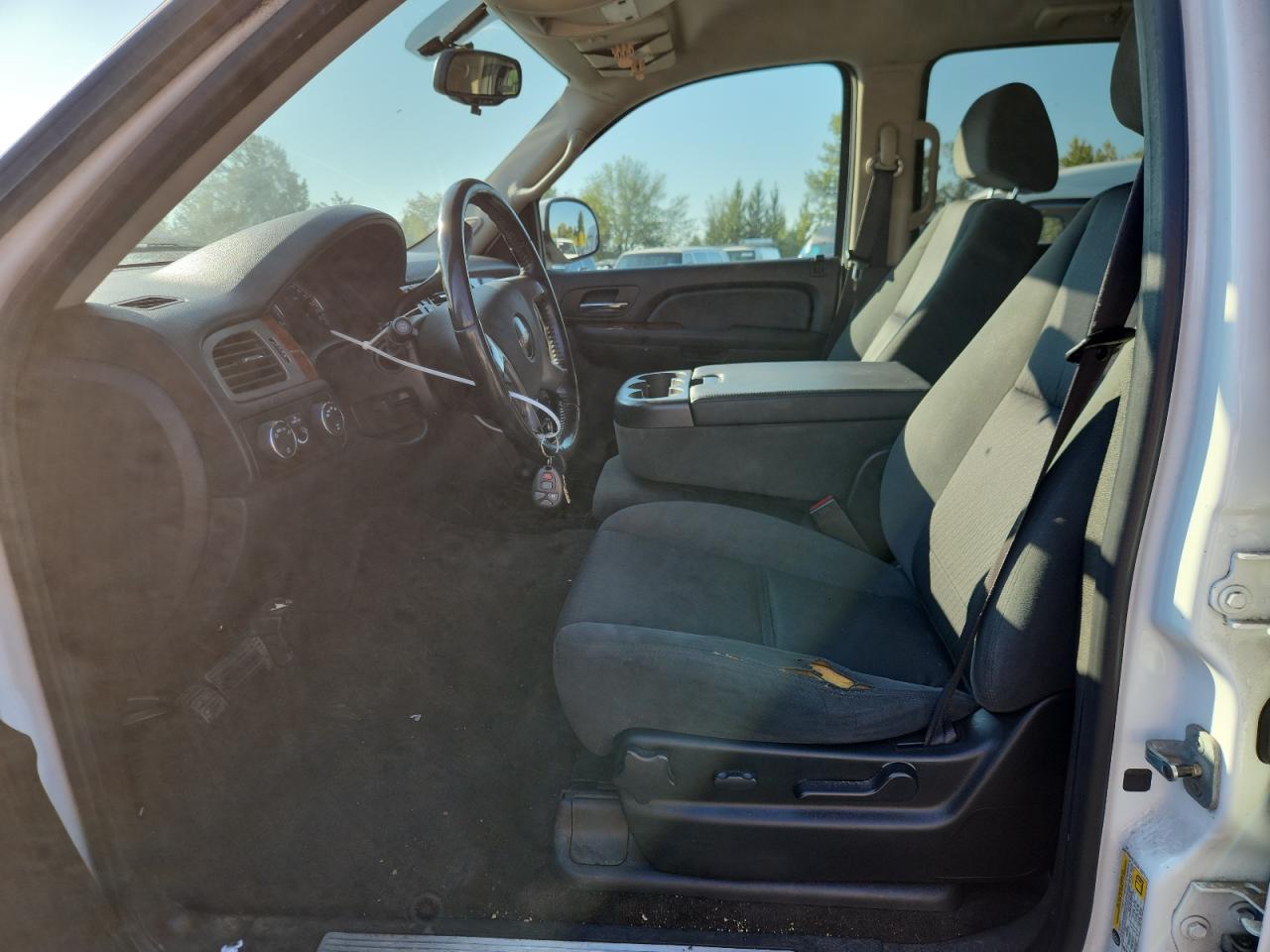 Lot #3280586387 2009 GMC YUKON