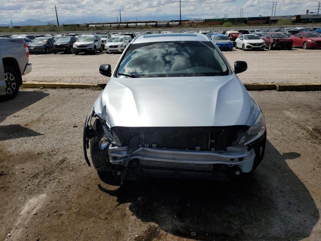 2018 VOLVO V60 CROSS YV440MWK7J2057929