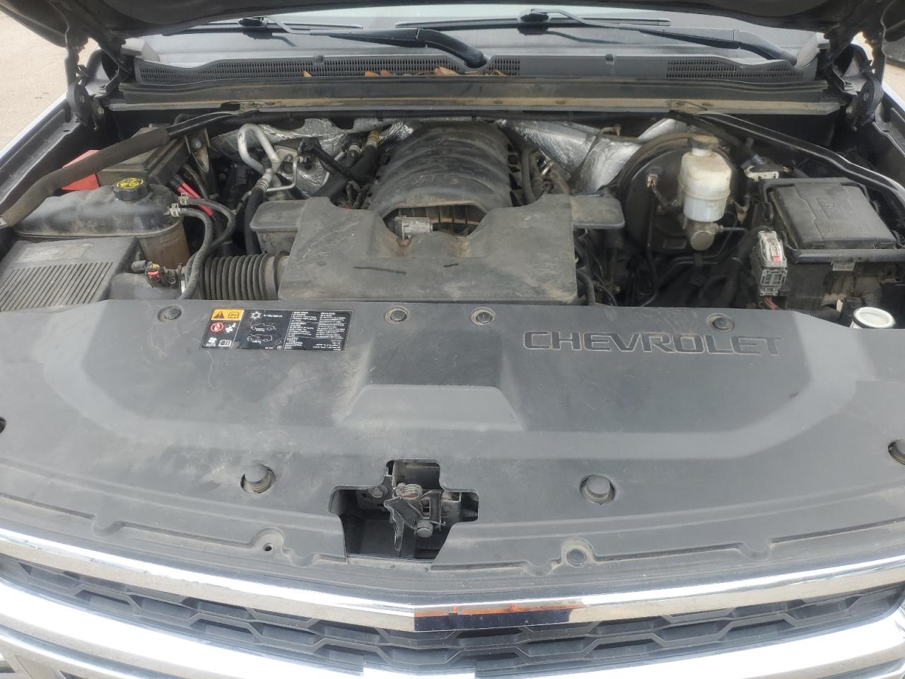 CHEVROLET SUBURBAN C1500 LT