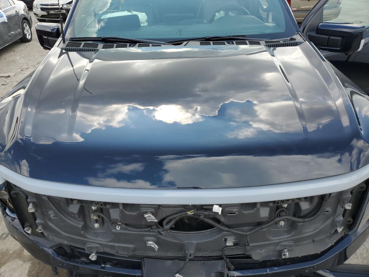 FORD F-150 LIGHTNING PRO