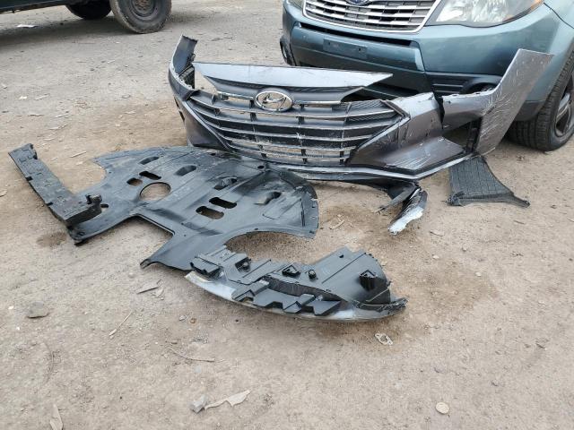 2019 HYUNDAI ELANTRA SE 5NPD74LF5KH489280