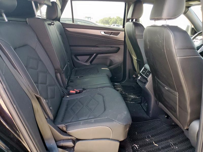 2024 VOLKSWAGEN ATLAS CROS 1V2LE2CA4RC214126