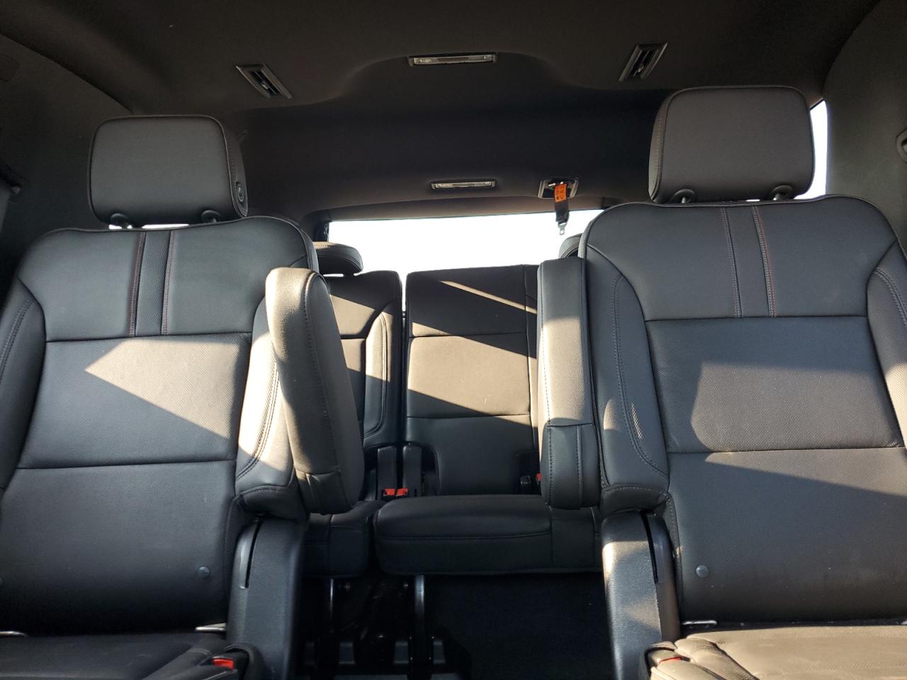 CHEVROLET TAHOE C1500 RST